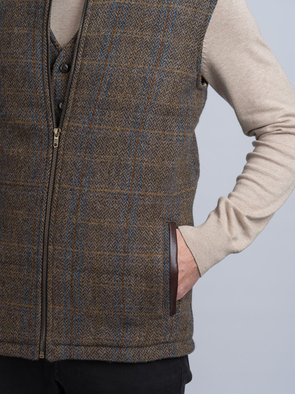 Brown Hunting Tweed Bodywarmer With Leather Trims