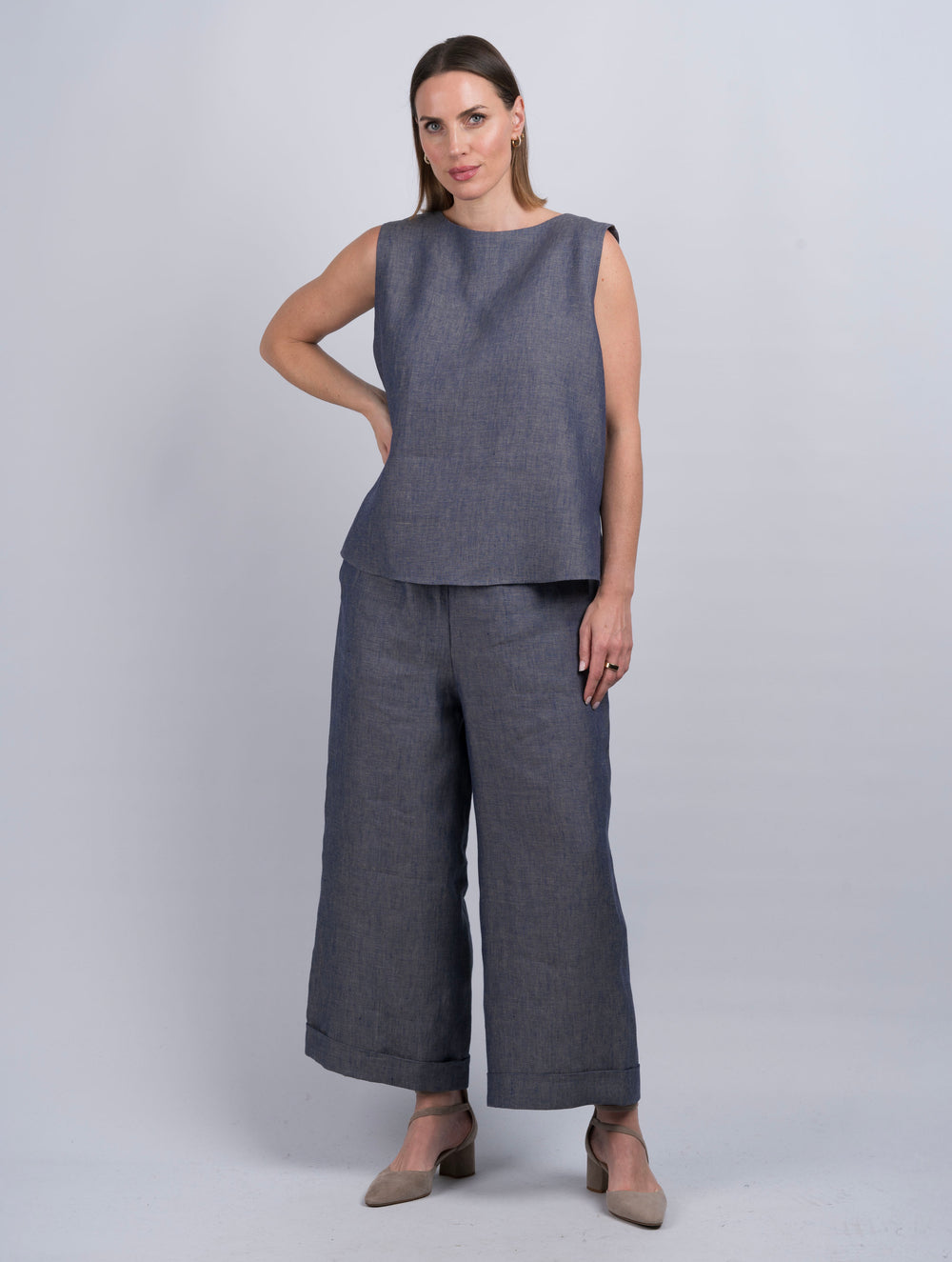 Women's Pleat Back Denim Linen Top