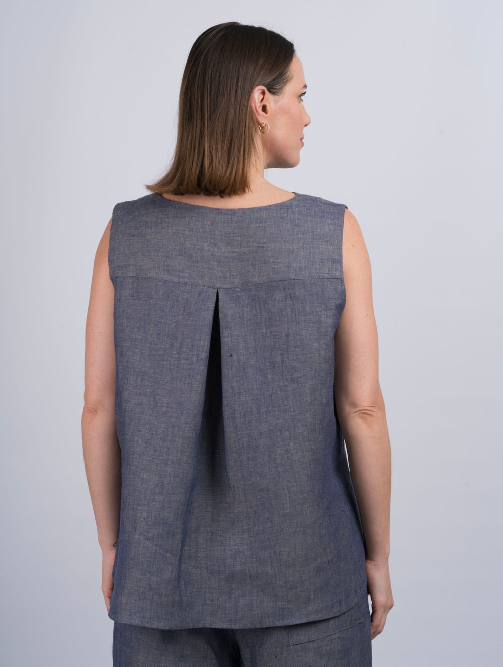 Women's Pleat Back Denim Linen Top
