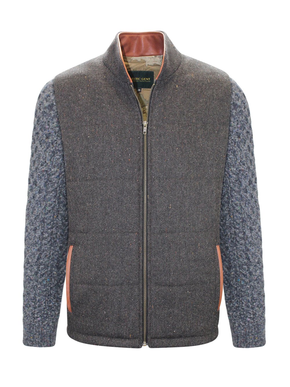 Braune Shackleton-Jacke mit marineblau melierten Zopfmuster-Ärmeln