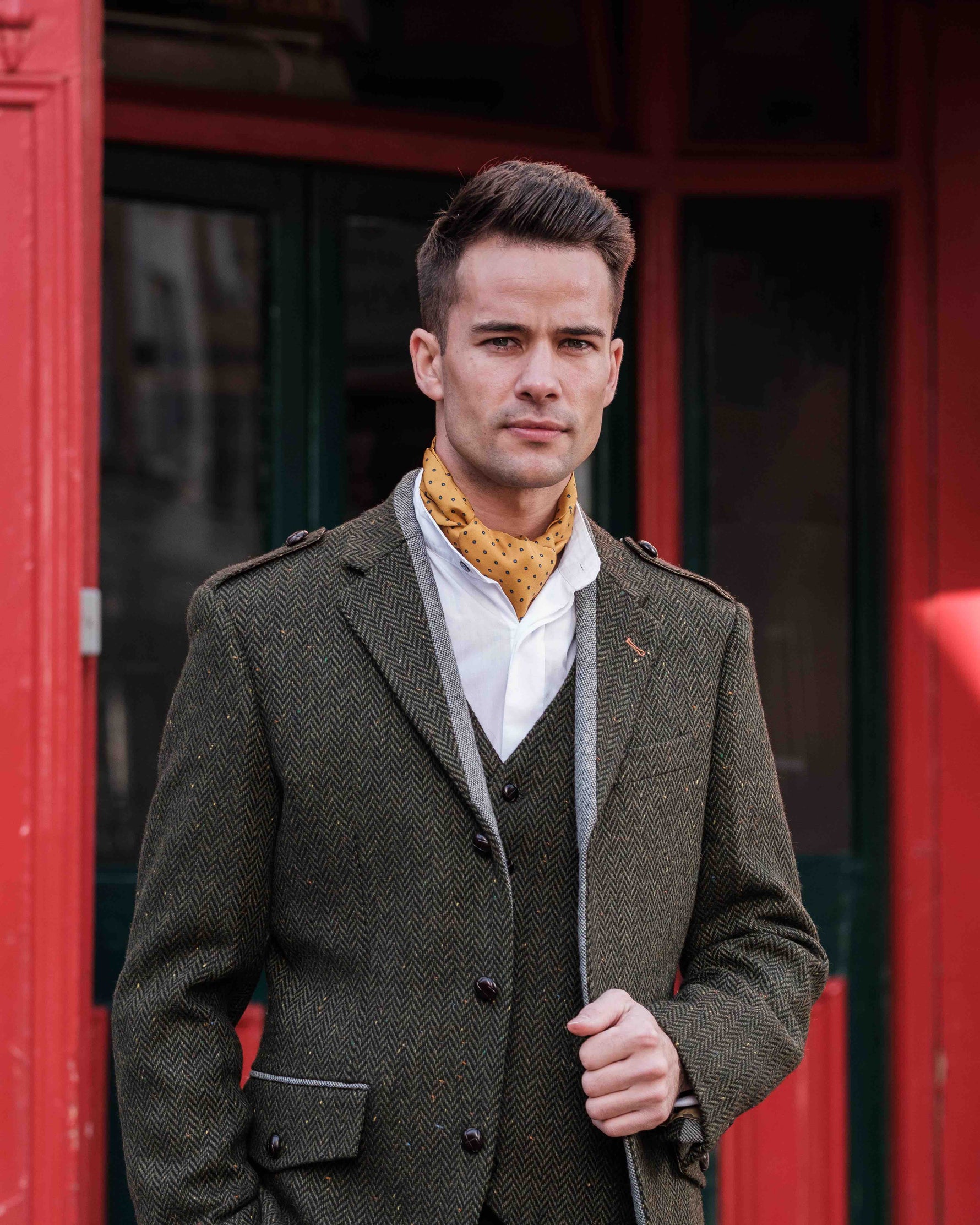 Moss Or Emerald: A Gentleman’s Guide to Wearing Green on St Patrick’s Day
