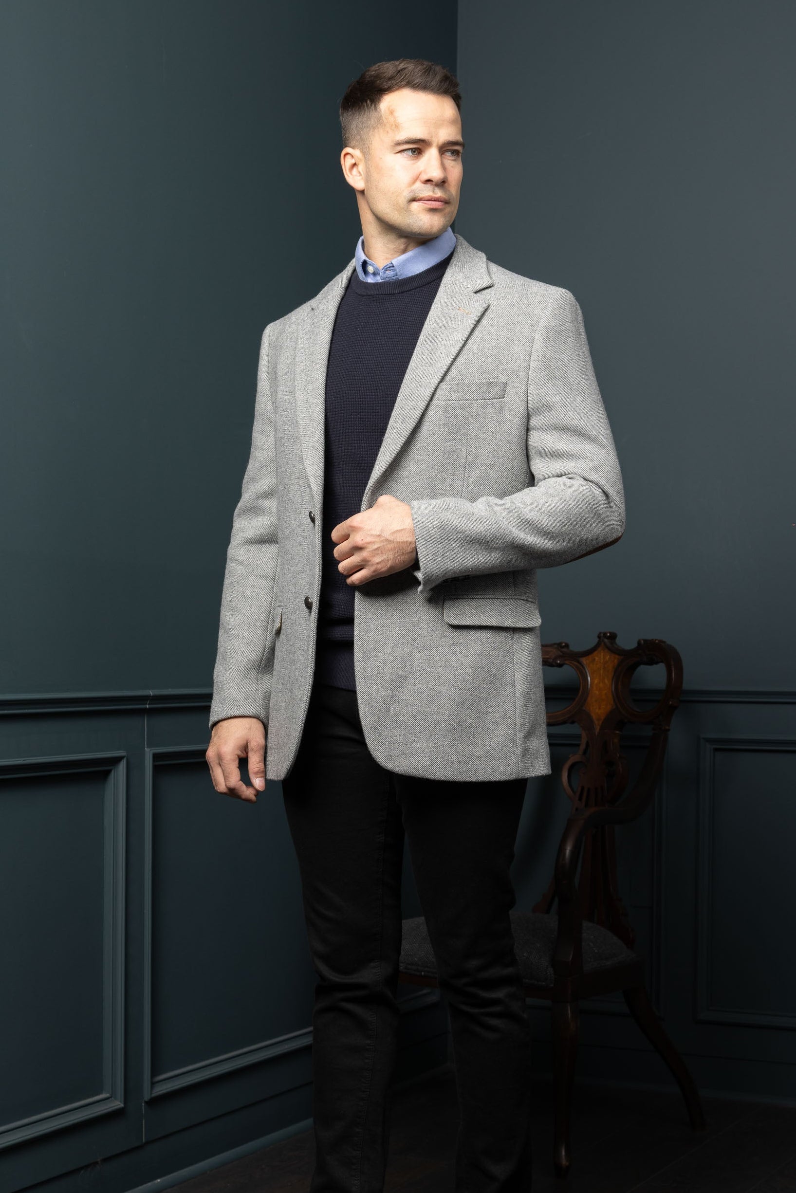 How Men Can Wear Tweed Casually Without Looking Overdressed
