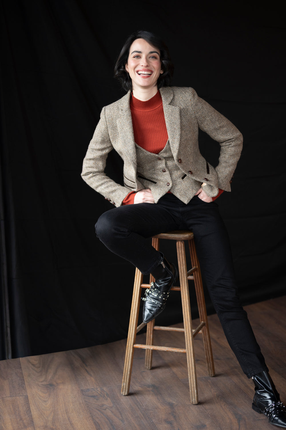 Women's Oak Herringbone Cropped Tweed Jacket & Blazer