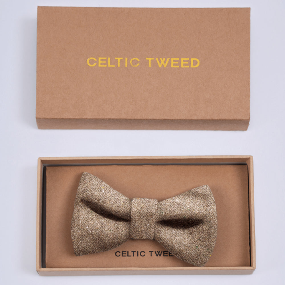 Fawn Tweed Bowtie