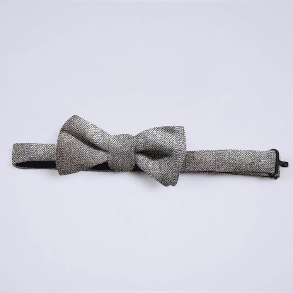 Grey Hunting Tweed Bowtie
