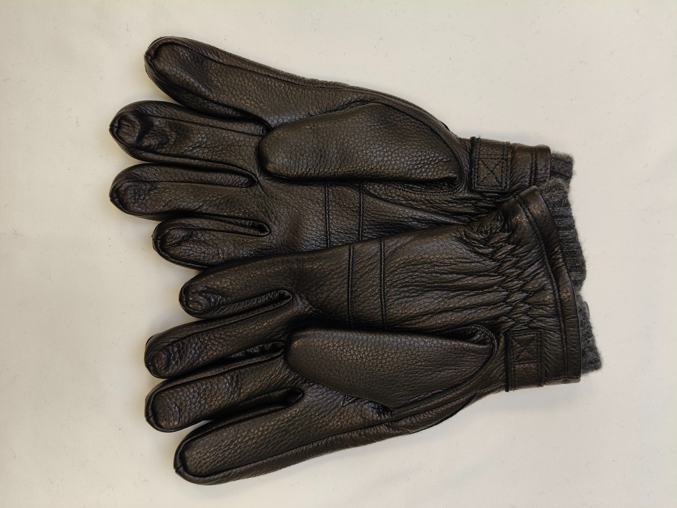 Men s Deerskin Leather Gloves in Black celtictweed
