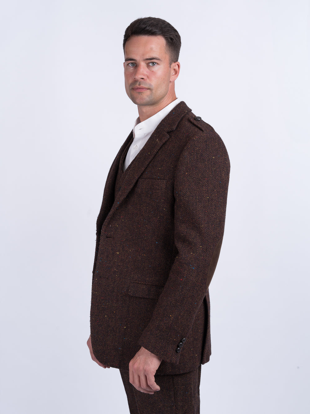 Braune Tweedjacke mit Fischgrätenmuster