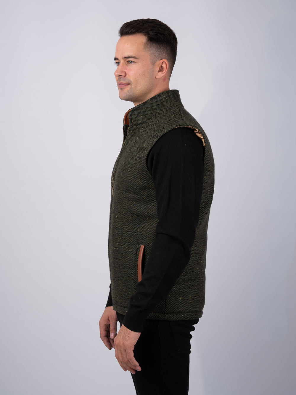 Grüner Tweed-Bodywarmer mit Lederbesatz