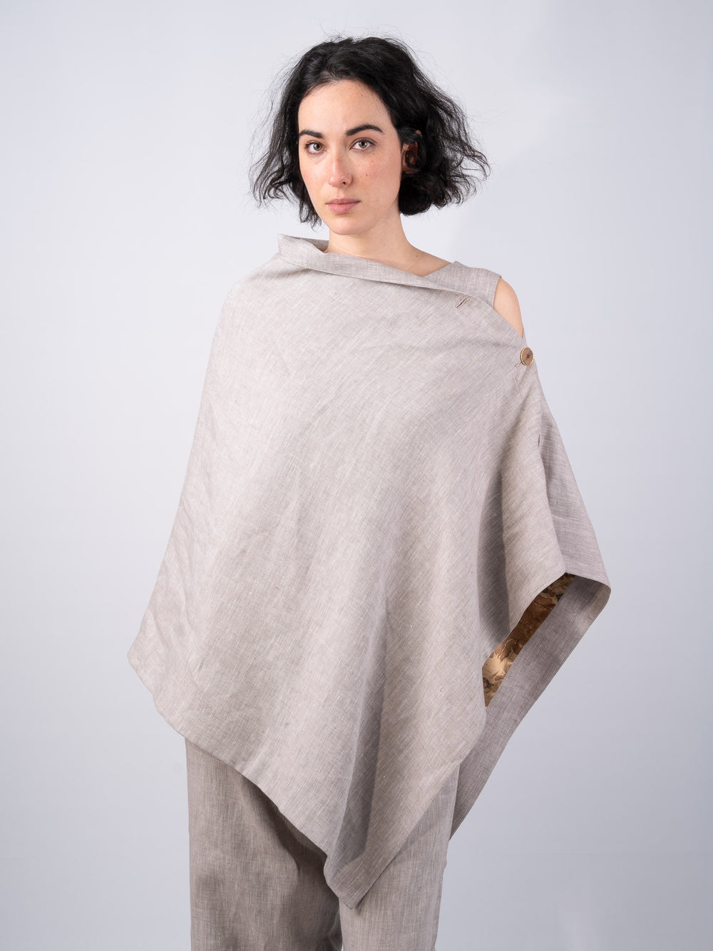 Women's Desert Linen Cape