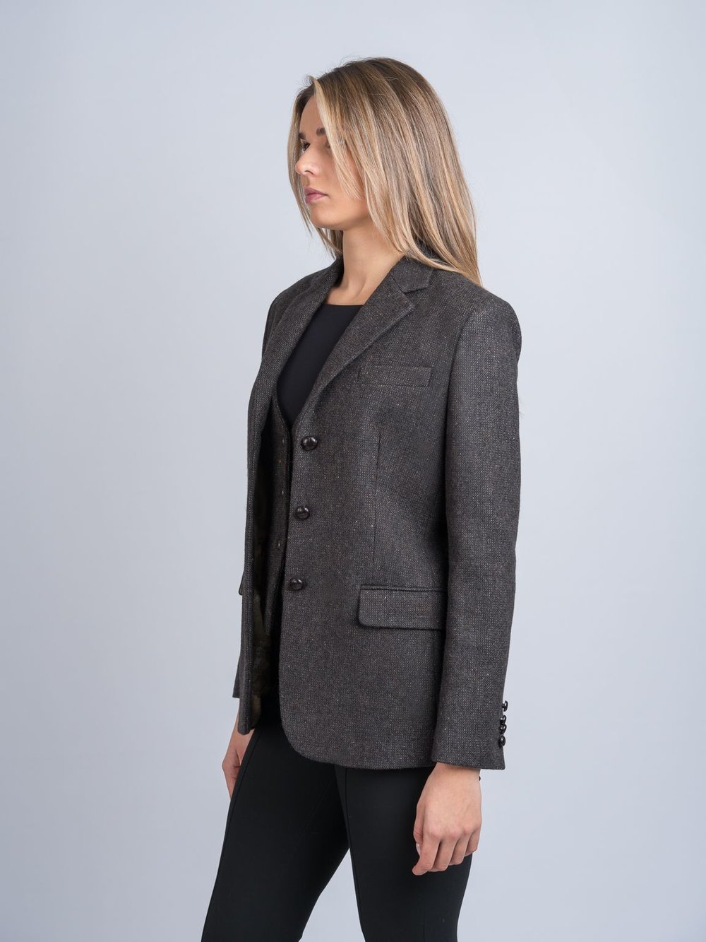 Test de la veste tweed Derby Walker & Hawkes pour enfant Test de la veste tweed Derby Walker & Hawkes pour enfant