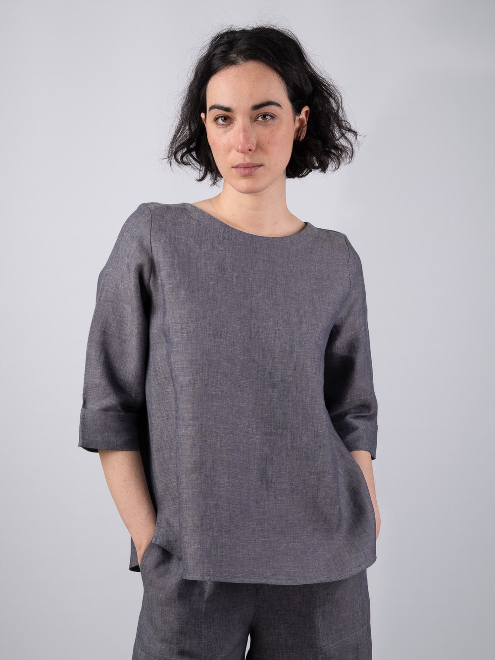 Women's Pleat Back Denim Linen Top