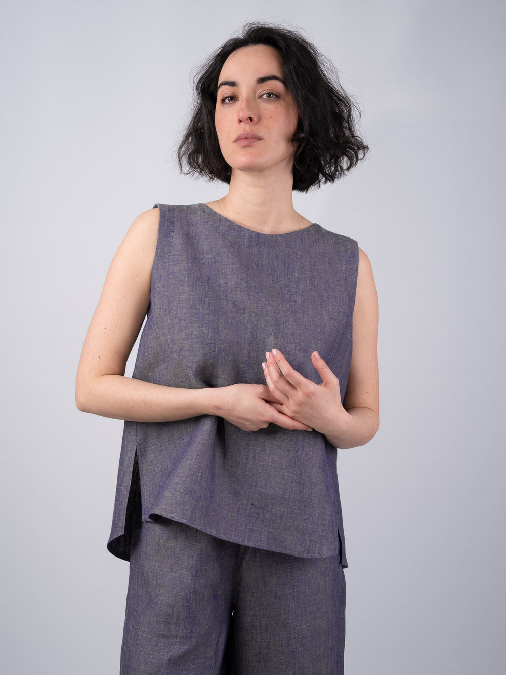 Women's Pleat Back Denim Linen Top